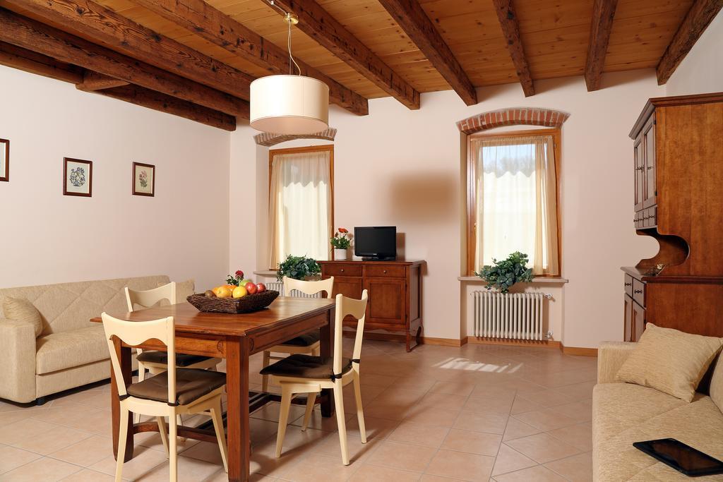 Residence Borgo Mondragon Lazise Værelse billede