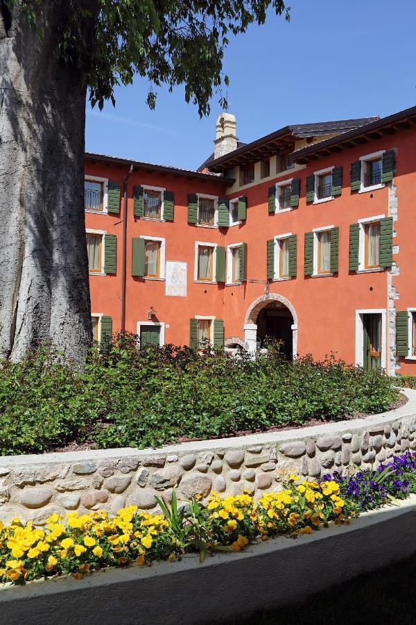 Residence Borgo Mondragon Lazise Eksteriør billede